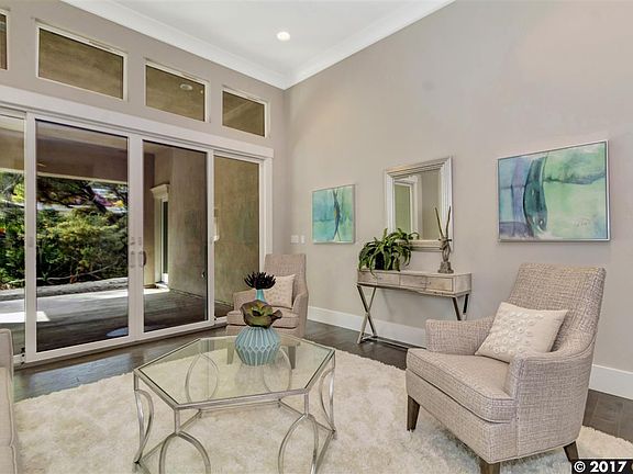 3rd image of 118 Sleepy Hollow Ln