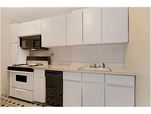 Sold by Douglas Elliman | media 13