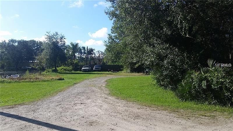 2nd image of 3710 SE 24th St