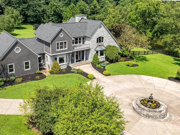 2379 Brown Ln, Lawrenceburg, IN 47025