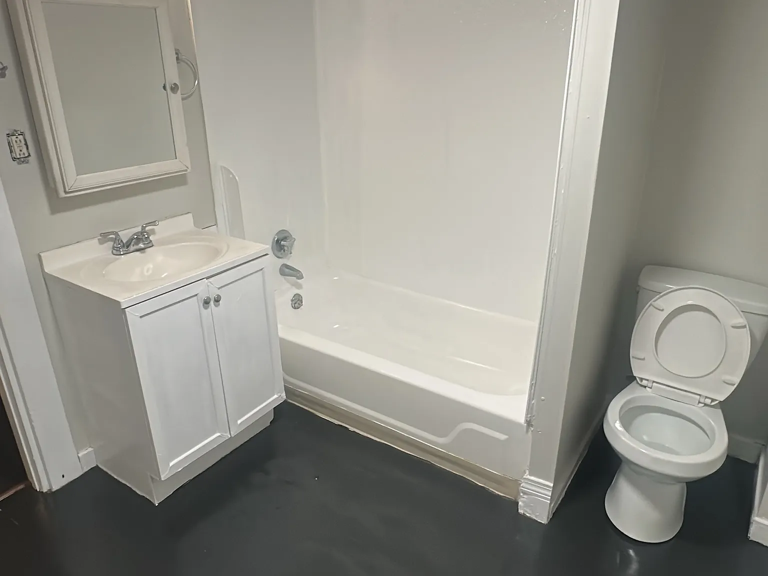 3 bed, $1,795 — Photo 4