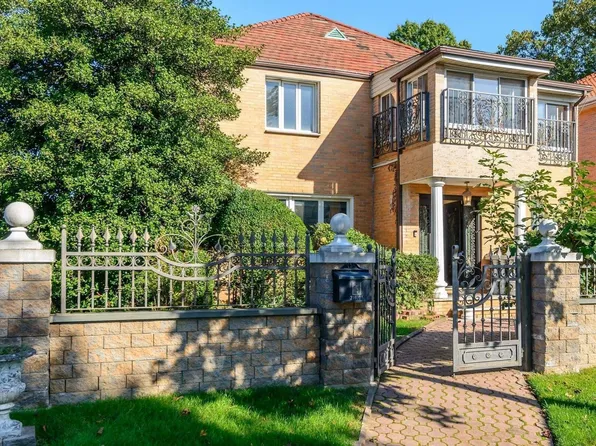 216-05 85th Avenue, Hollis Hills, NY 11427