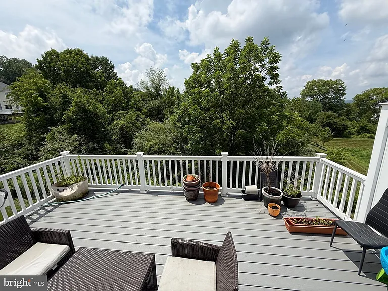 256 Chase Dr — Photo 26