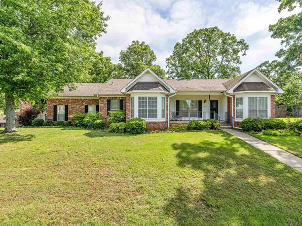 1205 Kierre Dr, North Little Rock, AR 72116