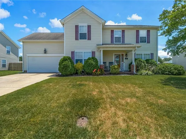 121 Shropshire Ln, Suffolk, VA 23434