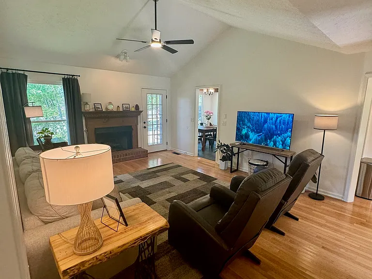 561 Old Lebanon Dirt Rd — Photo 18