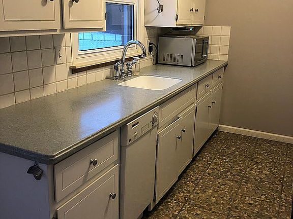 4th image of 23708 Whitley Dr