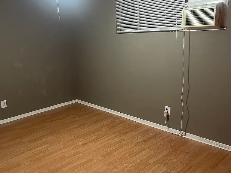 509 W Main St #5 — Photo 33