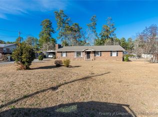 823 E Donaldson Ave, Raeford, NC 28376