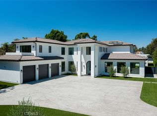 13807 Magnolia Blvd, Sherman Oaks, CA 91423