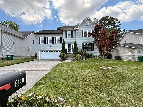 8140 Robins Nest Ln Photo 1