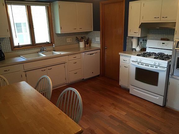 Spacious Kitchen