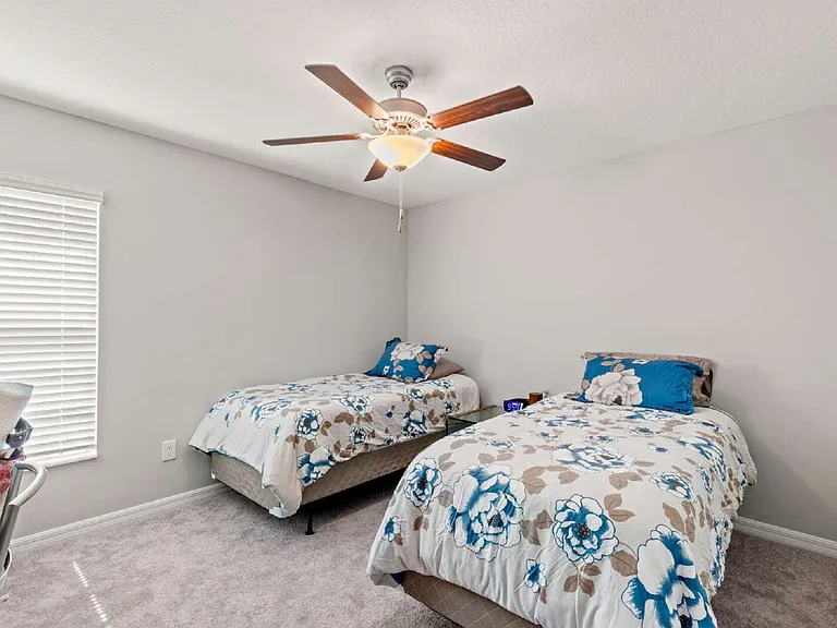 16561 Delia St — Photo 11