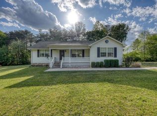 1013 Bradley Rd, Blairsville, GA 30512