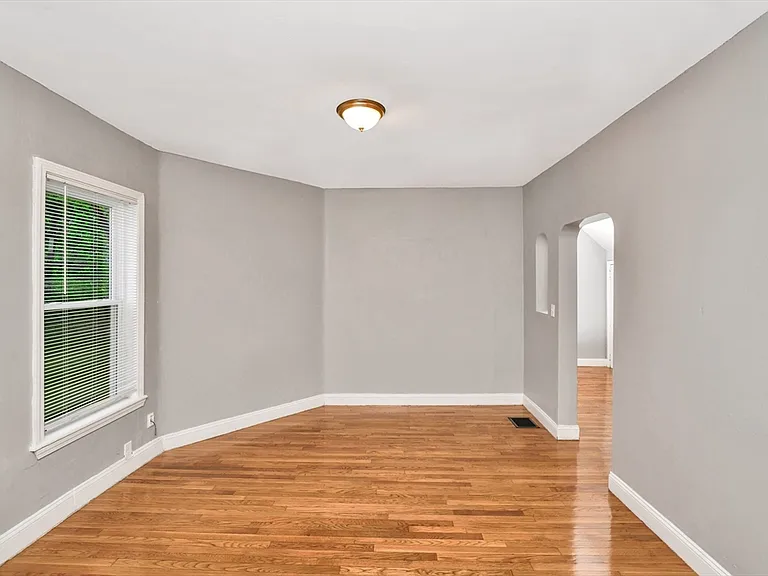 352 Norfolk St #1 — Photo 7