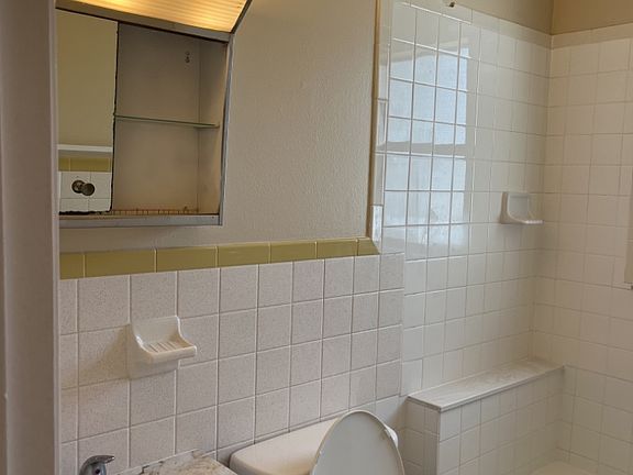 5807 20th bath_08262024