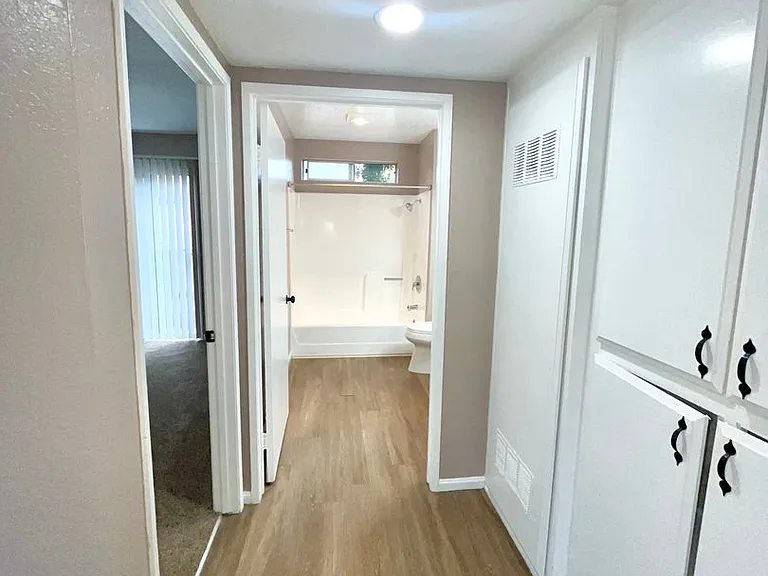 264 Avalon Dr — Photo 6