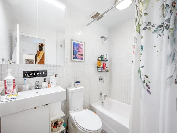 1390 Madison Street image 7 of 21