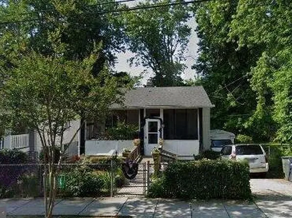 123 Xenia St SE, Washington, DC 20032