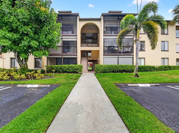 627 Sea Pine Way #B2, Greenacres, FL 33415