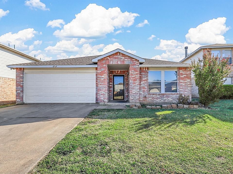 1st image of 8769 Garden Springs Dr