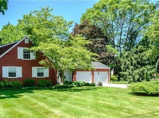 3 Heath St, Groton, CT 06355