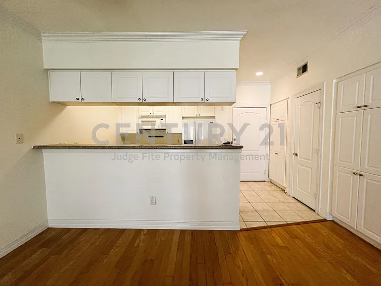 3400 Welborn St #406 — Photo 11