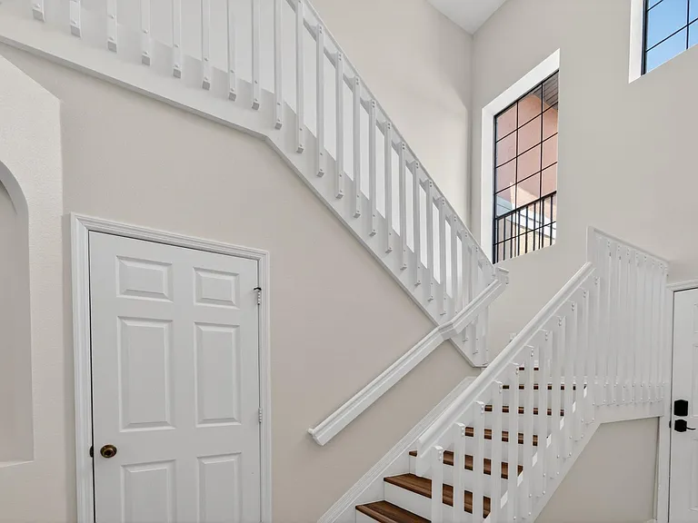 30132 Mossbank Dr — Photo 17