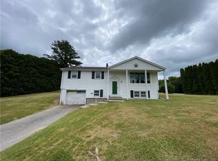 78 Leitao Dr, Oakdale, CT 06370