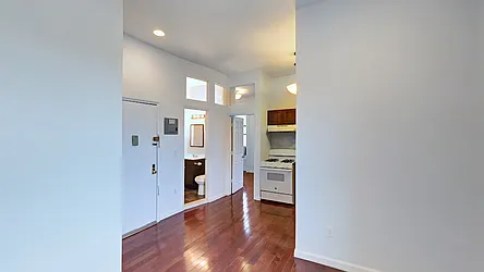 68 Putnam Avenue