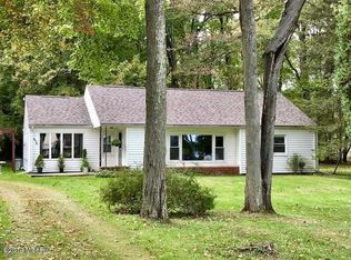 638 S Shore Dr, Portage, MI 49002