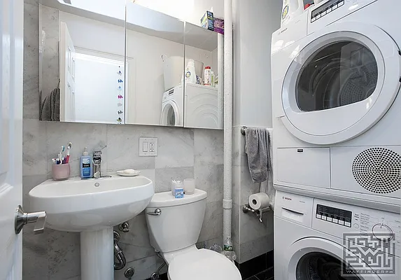 Rented by OGI Management | media 23