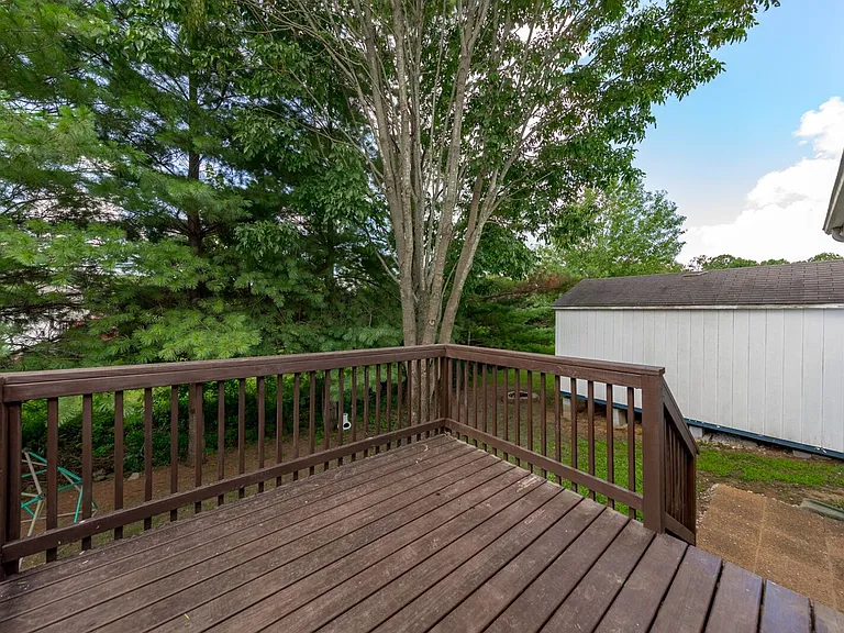 900 Granny White Rd — Photo 10