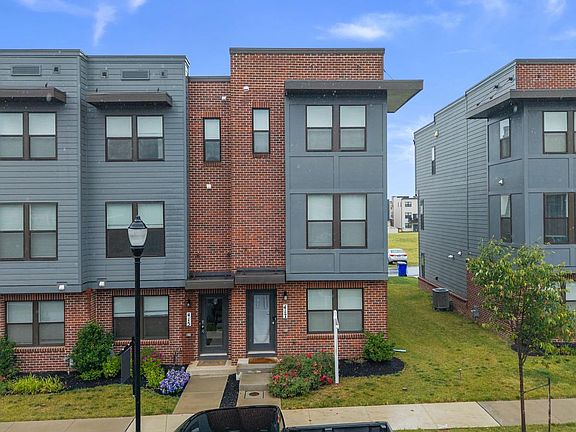 2nd image of 417 Union St