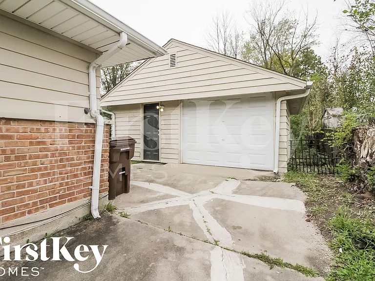 194 Monee Rd — Photo 13