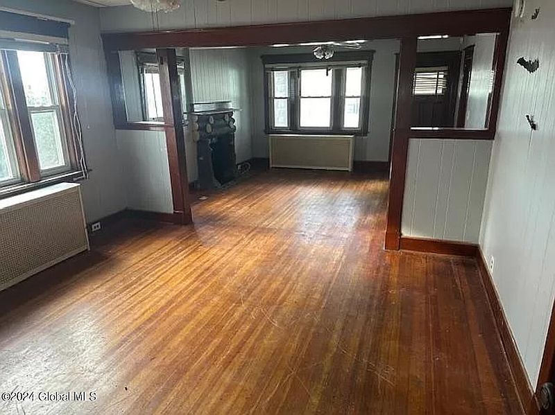 4th image of 5 Reynolds Street