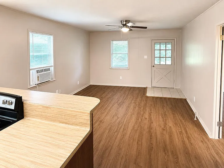 5801 Sapp Rd — Photo 6