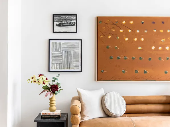 425 East 13th Street image 9 of 16