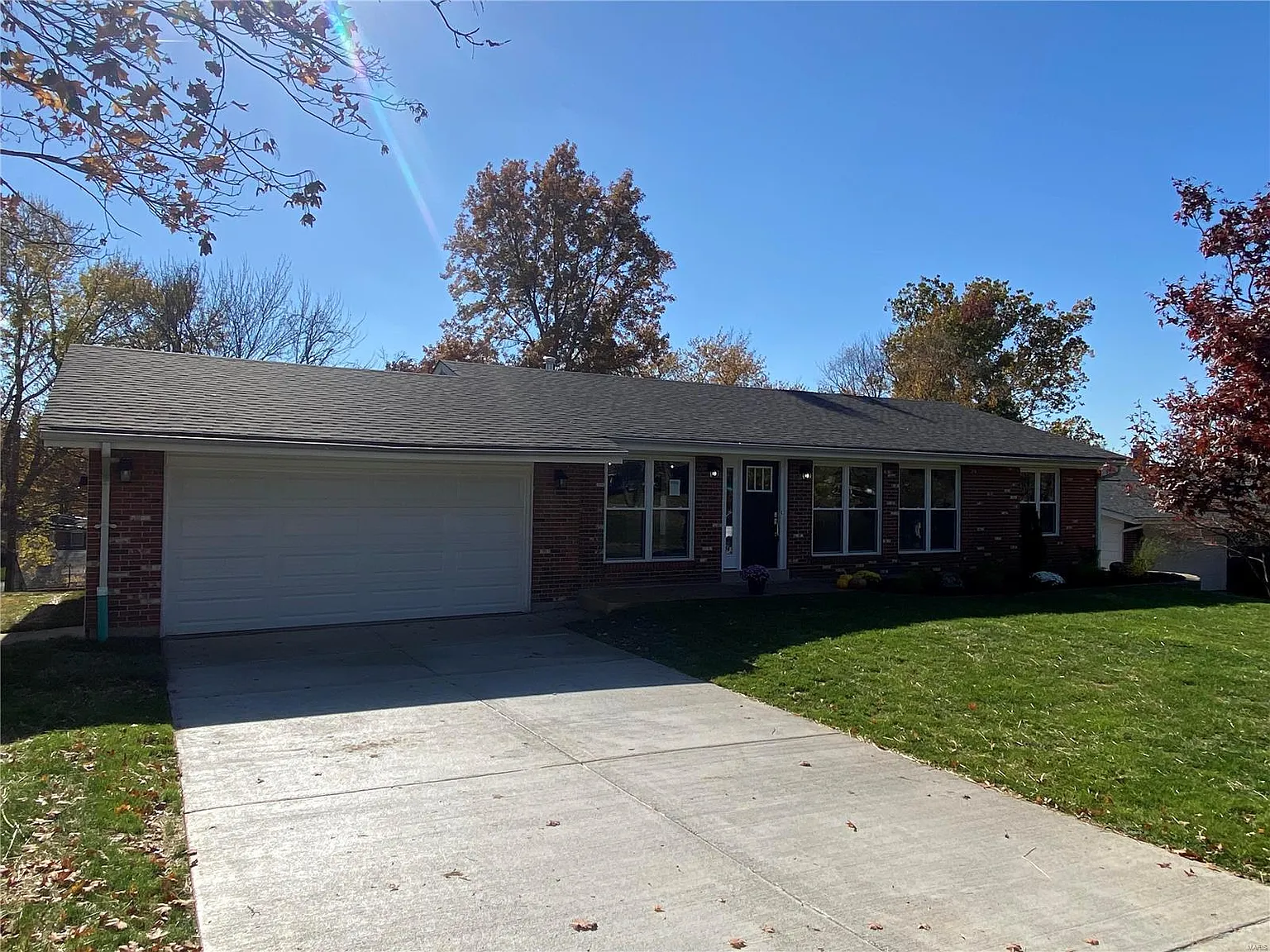 12308 Betsy Ross Ln photo 1