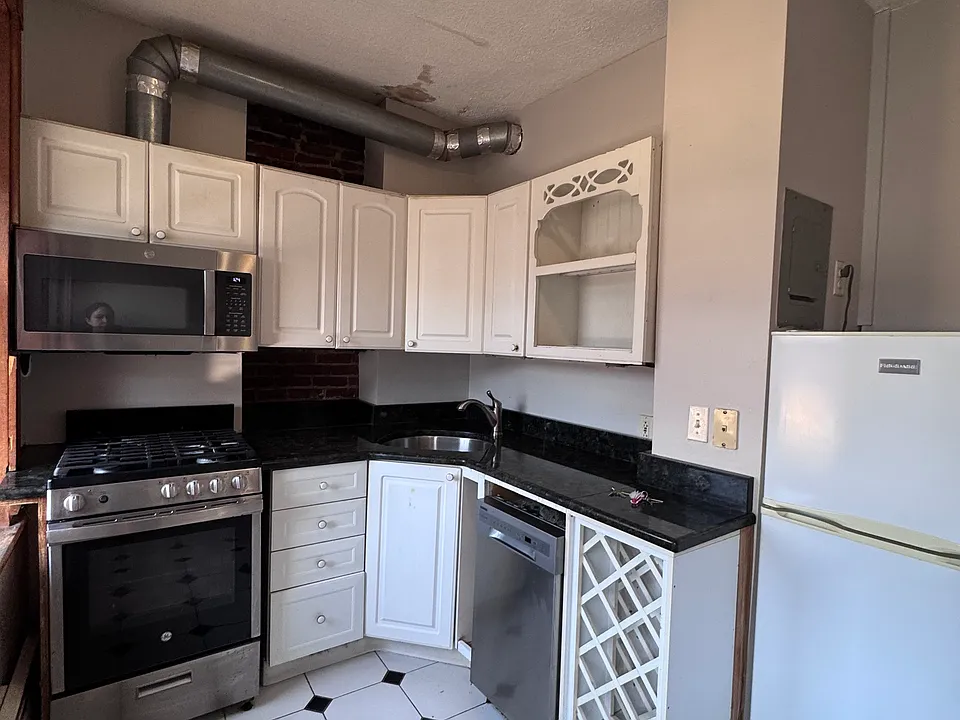 41 Garden St #10F
