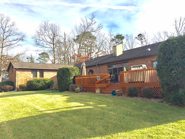 2nd image of 3124 Country Ln