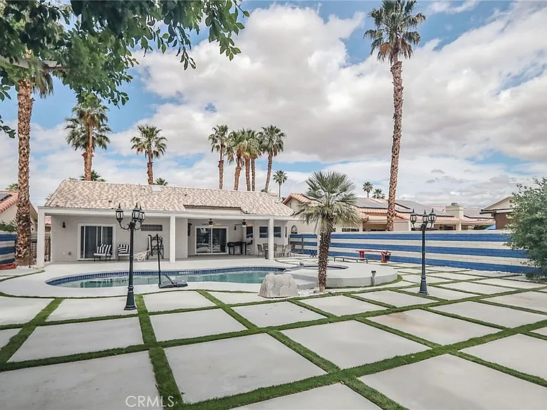 68347 Descanso Cir — Photo 22