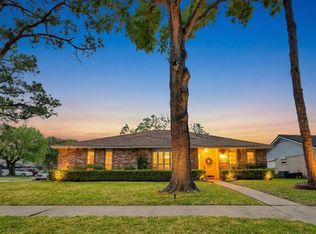 16603 Rigger Ln, Houston, TX 77062