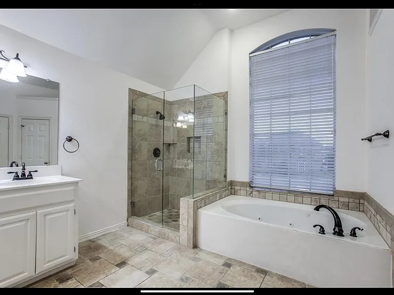 8513 Moraine Dr — Photo 6