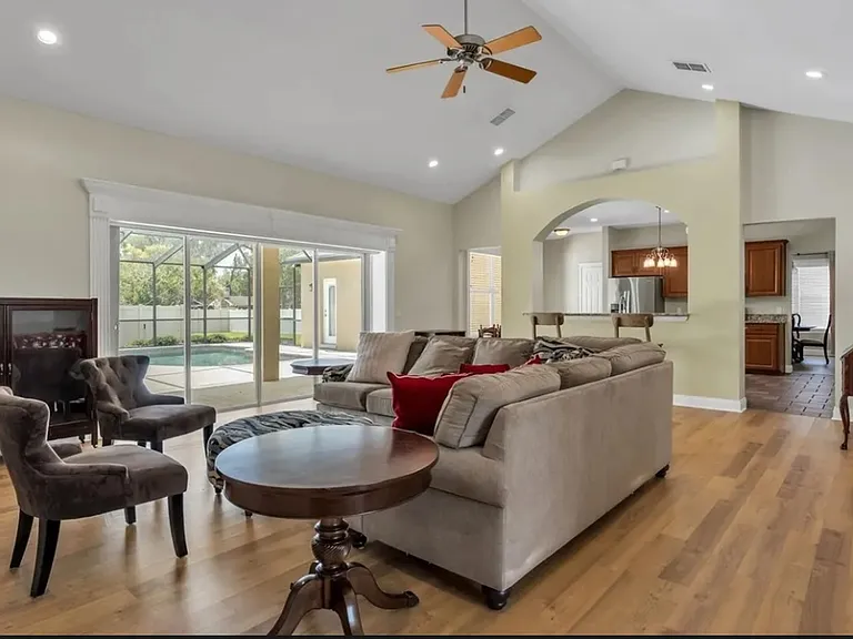 143 Shannon Oaks Dr — Photo 7