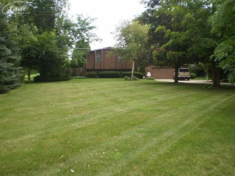 10427 Potter Rd, Flushing, MI 48433 Zillow