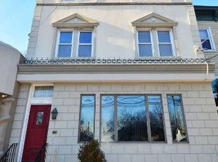 268 Old River Rd, Edgewater, NJ 07020