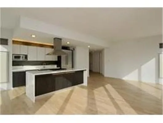 Rented by Douglas Elliman | media 15