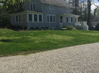 32 Bayview Ave, East Setauket, NY 11733