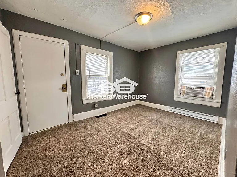 732 19th St #4 — Photo 7